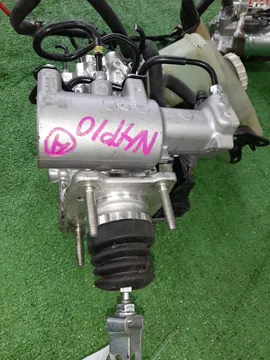 ГЛАВНЫЙ ТОРМОЗНОЙ ЦИЛИНДР НА TOYOTA AQUA NHP10 1NZ-FXE