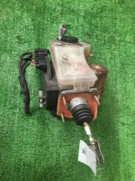 ГЛАВНЫЙ ТОРМОЗНОЙ ЦИЛИНДР НА TOYOTA PROGRES JCG11 2JZ-FSE