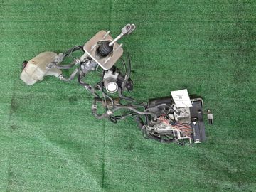 БЛОК ABS НА TOYOTA PRIUS NHW20 1NZ-FXE