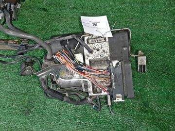 БЛОК ABS НА TOYOTA PRIUS NHW20 1NZ-FXE