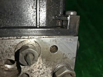 БЛОК ABS НА TOYOTA AVENSIS AZT250 1AZ-FSE