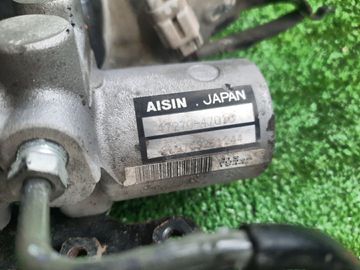 БЛОК ABS НА TOYOTA PRIUS NHW20 1NZ-FXE