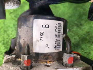 БЛОК ABS НА SUZUKI ESCUDO TDA4W J24B