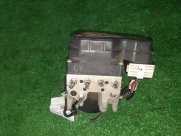БЛОК ABS НА TOYOTA CROWN MAJESTA UZS187