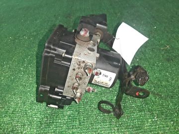 БЛОК ABS НА SUZUKI ESCUDO TDA4W J24B