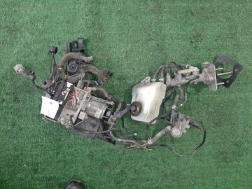 БЛОК ABS НА TOYOTA PRIUS NHW20 1NZ-FXE