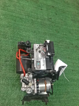 БЛОК ABS НА LEXUS LS460 USF40 1UR-FSE