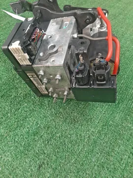 БЛОК ABS НА LEXUS LS460 USF40 1UR-FSE