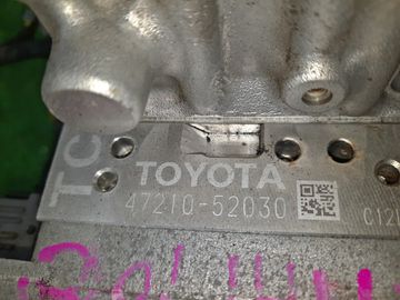 БЛОК ABS НА TOYOTA AQUA NHP10 1NZ-FXE