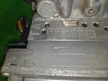 БЛОК ABS НА TOYOTA AQUA NHP10 1NZ-FXE