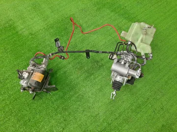 БЛОК ABS НА TOYOTA AQUA NHP10 1NZ-FXE