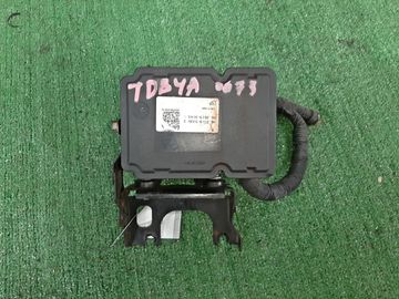 БЛОК ABS НА SUZUKI ESCUDO TDB4W N32A