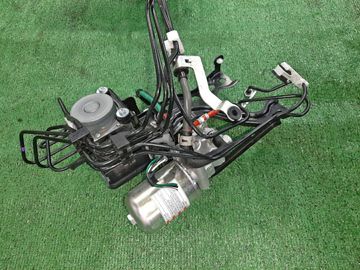 БЛОК ABS НА TOYOTA YARIS MXPH10 M15A-FXE