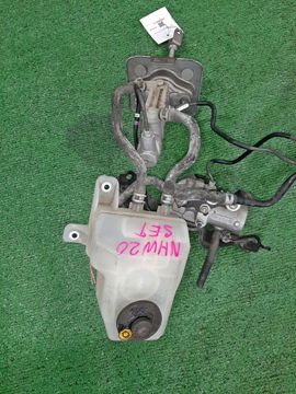 БЛОК ABS НА TOYOTA PRIUS NHW20 1NZ-FXE