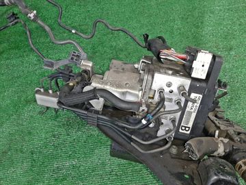 БЛОК ABS НА TOYOTA PRIUS NHW20 1NZ-FXE