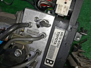 БЛОК ABS НА TOYOTA PRIUS NHW20 1NZ-FXE