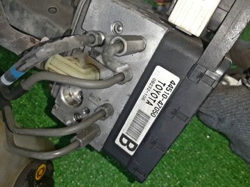 БЛОК ABS НА TOYOTA PRIUS NHW20 1NZ-FXE