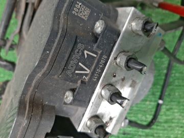 БЛОК ABS НА TOYOTA PRIUS ZVW50 2ZR-FXE