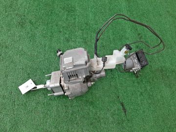 БЛОК ABS НА NISSAN LEAF ZE1 EM57