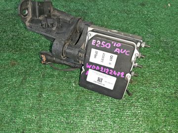 БЛОК ABS НА MERCEDES-BENZ E-CLASS W212 271860