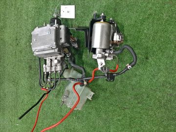 БЛОК ABS НА TOYOTA AQUA NHP10 1NZ-FXE
