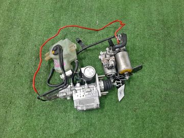 БЛОК ABS НА TOYOTA AQUA NHP10 1NZ-FXE