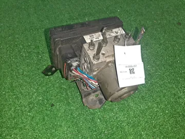 БЛОК ABS НА TOYOTA ALLEX ZZE123 2ZZ-GE