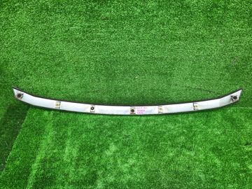 МОЛДИНГ КАПОТА НА TOYOTA NOAH ZRR80G