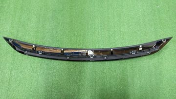 МОЛДИНГ КАПОТА НА TOYOTA HARRIER ZSU60W