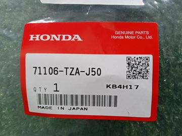 ЗАГЛУШКА БУКСИРНОГО КРЮКА 71106-TZA-J50 561Y0000015 НА HONDA FIT GR5