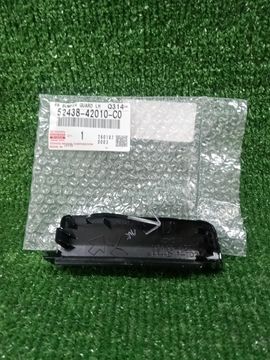 ЗАГЛУШКА БУКСИРНОГО КРЮКА НА TOYOTA RAV4 MXAA52
