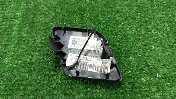ЗАГЛУШКА БУКСИРНОГО КРЮКА НА TOYOTA ALPHARD AGH30W