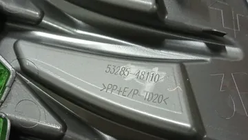 ЗАГЛУШКА РЕШЕТКИ НА TOYOTA HARRIER ZSU60W