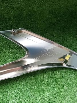 МОЛДИНГ РЕШЕТКИ РАДИАТОРА НА TOYOTA PREMIO ZRT261