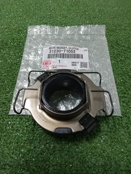 ВЫЖИМНОЙ ПОДШИПНИК НА TOYOTA HILUX GUN125