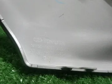 МОЛДИНГ НА БАМПЕР НА TOYOTA COROLLA CROSS ZSG10