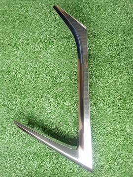 МОЛДИНГ НА БАМПЕР НА LEXUS NX300H AYZ10