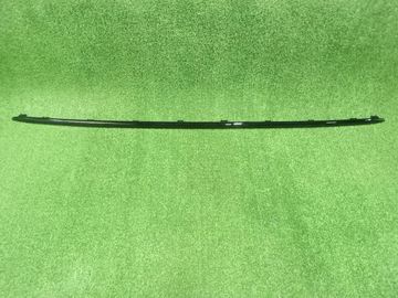 МОЛДИНГ НА БАМПЕР НА TOYOTA AURIS NZE181H