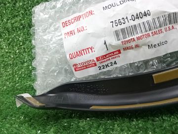 МОЛДИНГ КРЫЛА НА TOYOTA TACOMA GRN305L