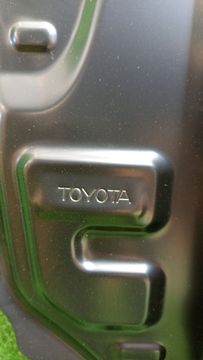СТОЙКА КУЗОВА НА TOYOTA HILUX GUN125