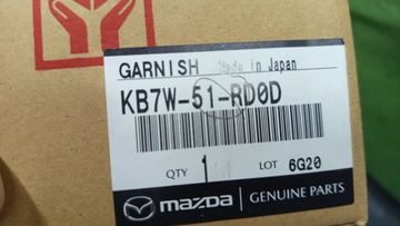 НАКЛАДКА НА ДВЕРЬ НА MAZDA CX-5 KF2P