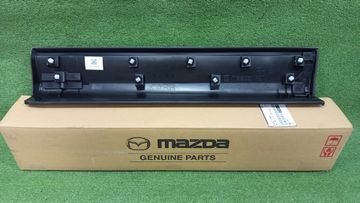 НАКЛАДКА НА ДВЕРЬ НА MAZDA CX-5 KF2P