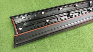 НАКЛАДКА НА ДВЕРЬ НА HONDA CR-V RT5