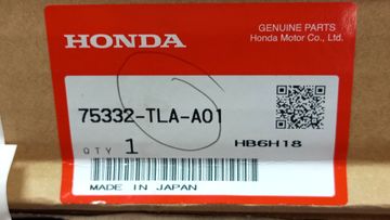 НАКЛАДКА НА ДВЕРЬ НА HONDA CR-V RT5