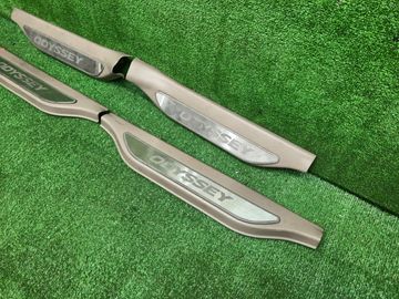 НАКЛАДКА НА ПОРОГ НА HONDA ODYSSEY RA6