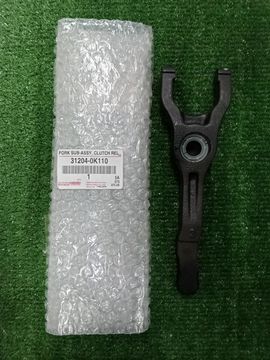 ВИЛКА СЦЕПЛЕНИЯ НА TOYOTA HILUX GUN125