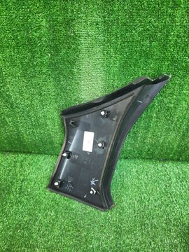 НАКЛАДКА ДЕКОРАТИВНАЯ НА NISSAN LEAF ZE1