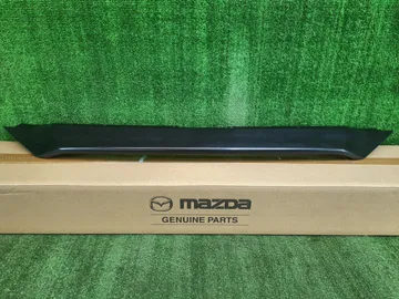 НАКЛАДКА ДЕКОРАТИВНАЯ НА MAZDA CX-5 KF5P