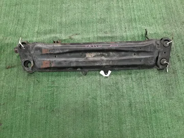БАЛКА ПОД КПП НА SUZUKI ESCUDO TA74W M16A