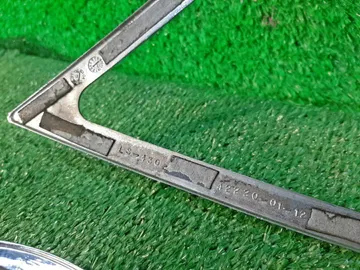 НАКЛАДКА ДЕКОРАТИВНАЯ НА TOYOTA CELSIOR UCF31